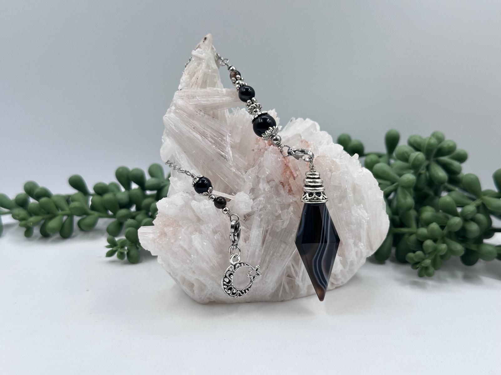 SARDONYX - Be Charmed-Gemstone Pendulum with Selected Charm
