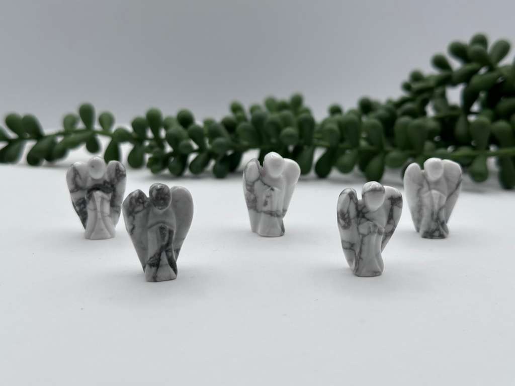 White Howlite Angel  1 Inch