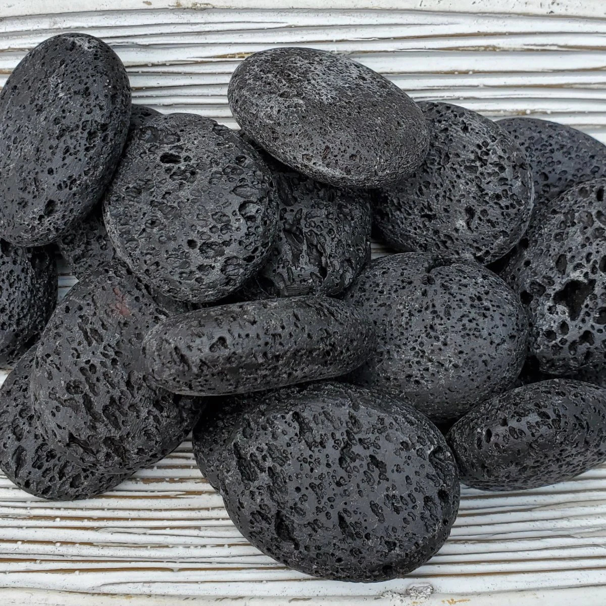 Black lava stone Palm Stones/Pillow Shape