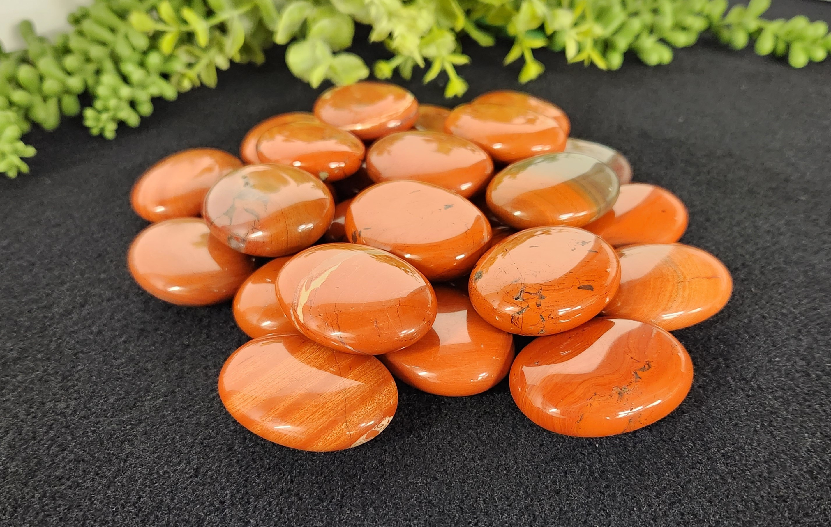 Red Jasper Palm Stones 1Kg Bag